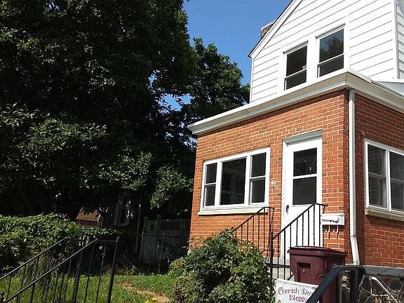 2nd image of 1127 S Broom St