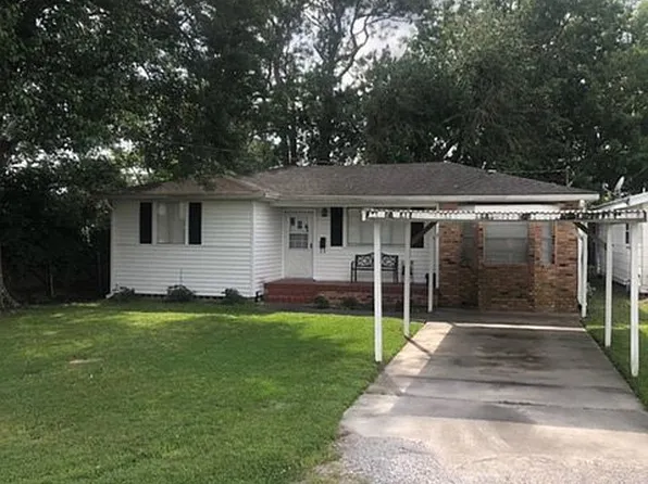 912 General Nicholls Ave, Thibodaux, LA 70301