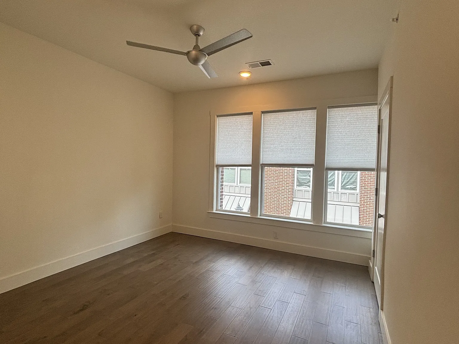 1625 Monroe Avenue # 2 - 2 — Photo 3