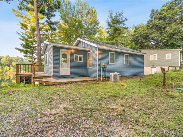 2238 Tacoma Dr NW, Stanton, MI 48888