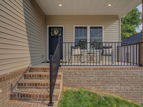 4th image of 1109 Emerald Crest Dr Lot 40