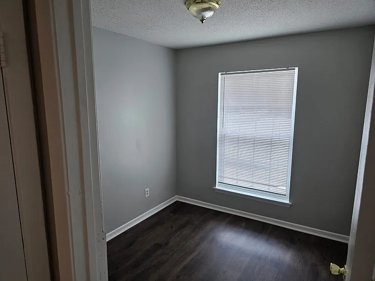 8 Azalea Ave #5E — Photo 15