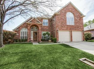 10105 Staubach Dr, Irving, TX 75063