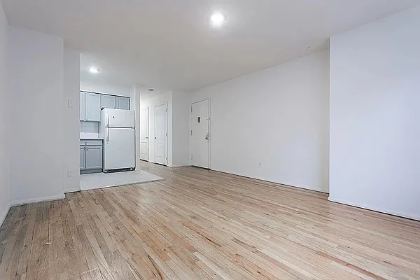 Rented by Dream Space Realty | media 2