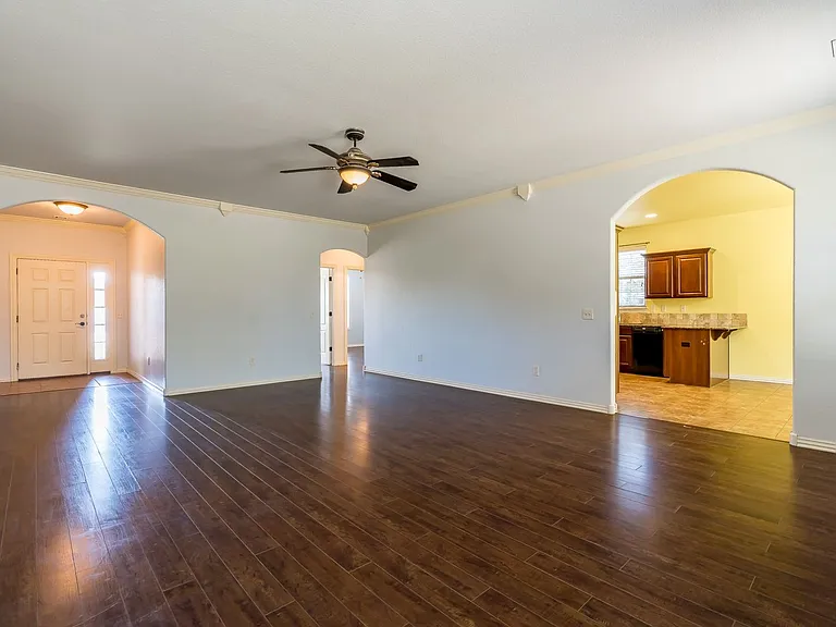 4720 W Trail Dust St — Photo 3