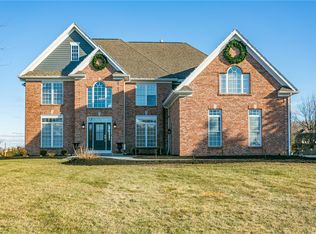 55 Cobble Creek Rd, Victor, NY 14564