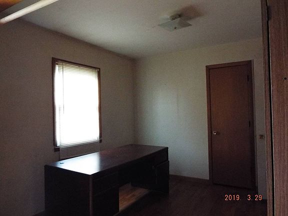 3rd image of 241 Guess Dr