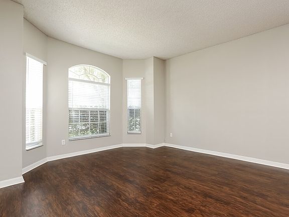 3rd image of 1149 Osprey Way