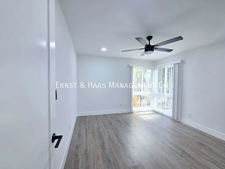 3041 Yellowtail Dr — Photo 16
