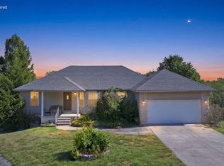 237 W Canyon Ct, Nixa, MO 65714