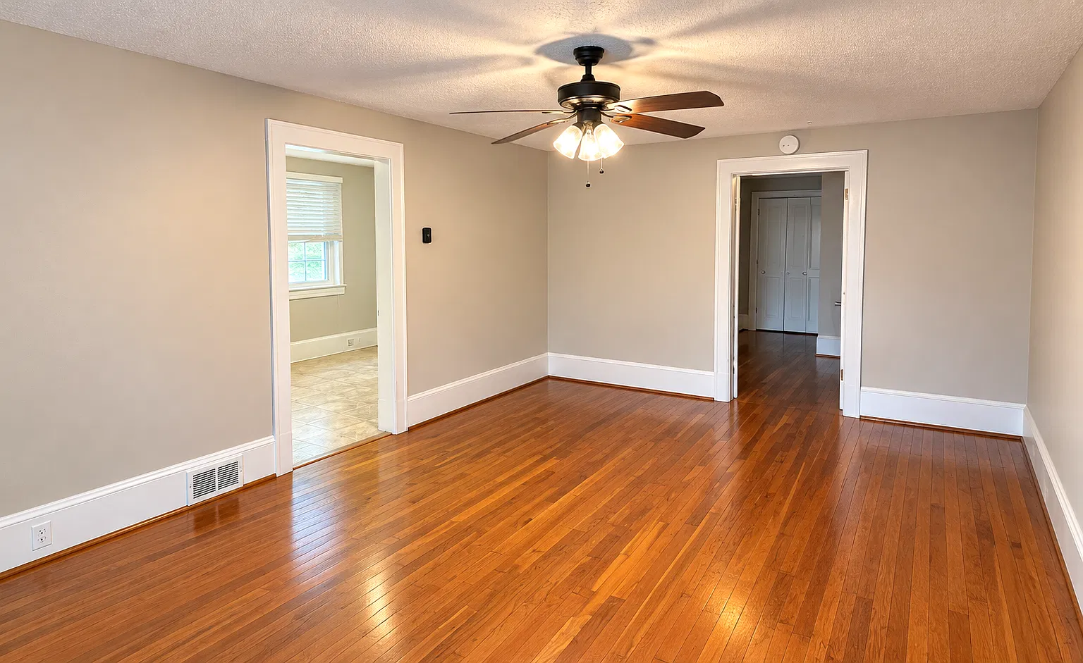 1 bed, $1,000 — Photo 4