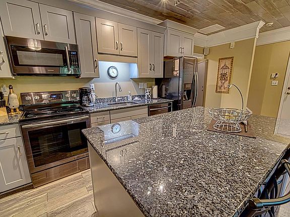 5th image of 2875 Hickory Cove Ln