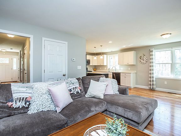 5th image of 7 Avery St