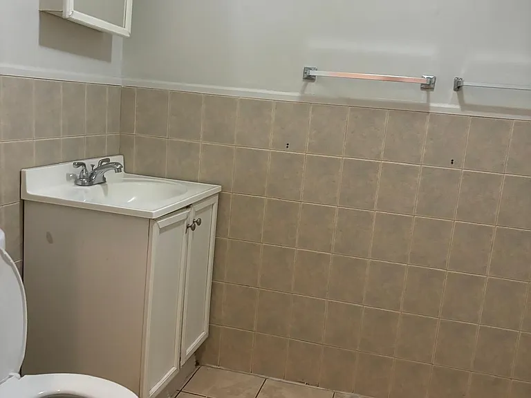 10 Close St #1 — Photo 11