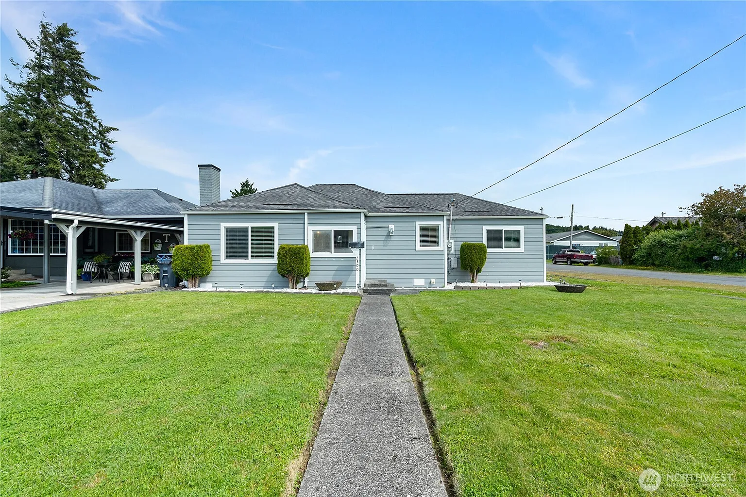 2300 W 2nd Street photo 1