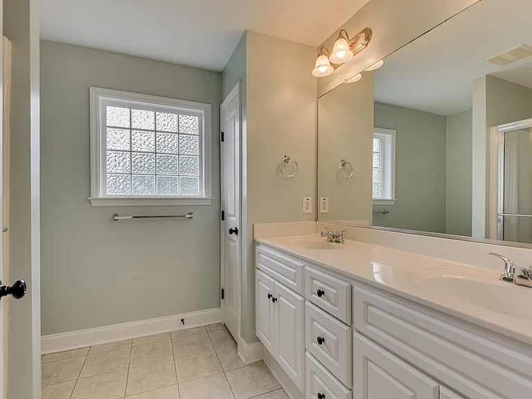 2110 Red Maple Trce — Photo 21
