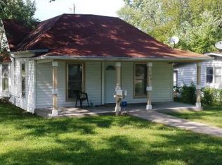 300 SE Cooper St, Lees Summit, MO 64063