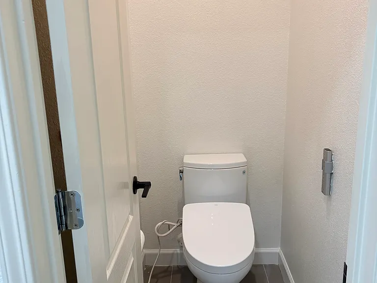 2211 Beech Cir — Photo 8
