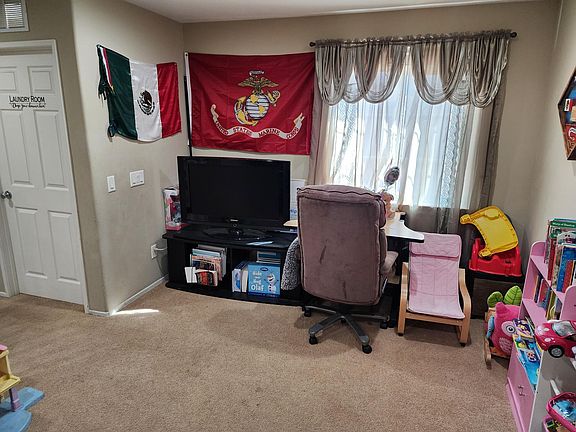 3rd image of 35615 Denver Cir