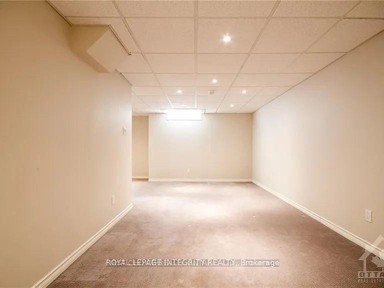 15 Peterson Pl — Photo 24