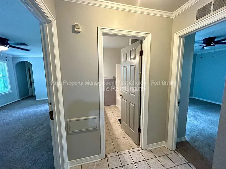 11912 Rye Hill Rd S — Photo 40