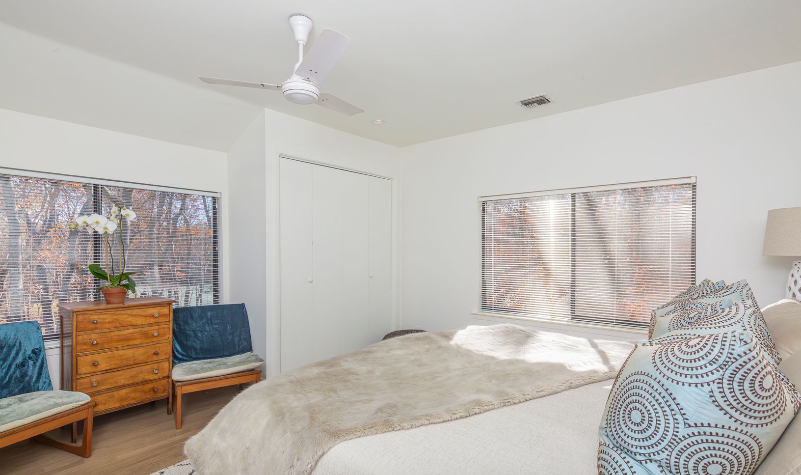  Bright Primary Bedroom