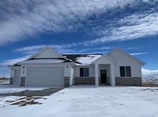 438 Sun Valley Rd, Spring Creek, NV 89815