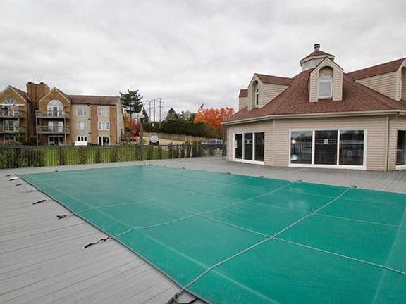 3rd image of 3434 Loon Lake Ct #1