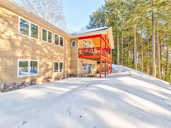 4th image of 5845 W Straits Lake Rd