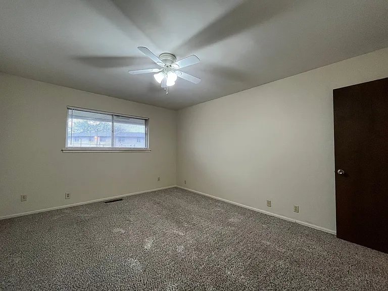 3526 E 48th Pl — Photo 19