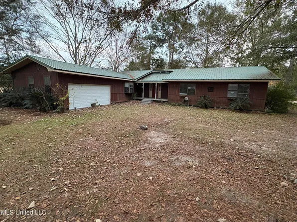 11828 Ormond Rd, Moss Point, MS 39562