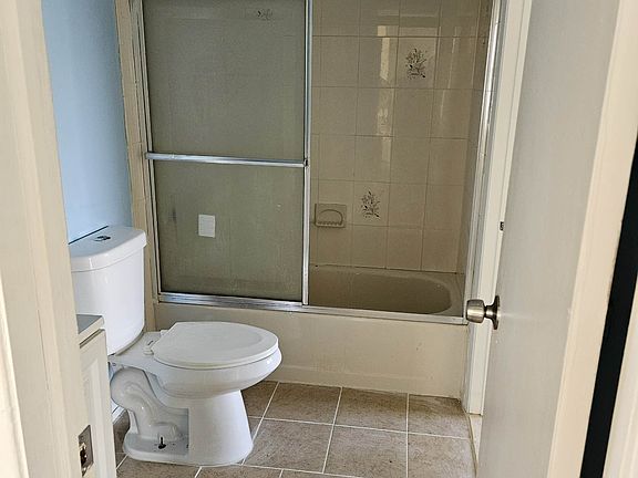 5th image of 120-65 167th St #2R