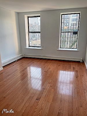 2nd image of 32 Allen St APT 5A