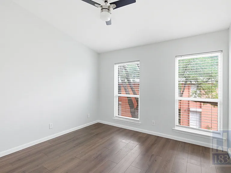 3820 Southway Dr #C — Photo 15