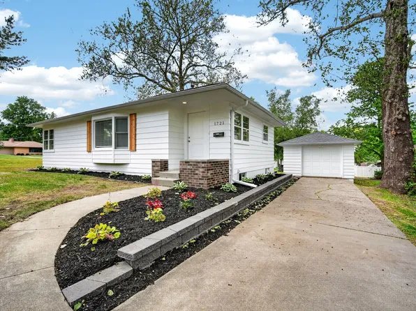 1721 Woodland Ave, West Des Moines, IA 50265