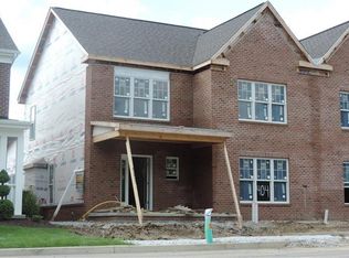 7 Greenwood St, Oakmont, PA 15139