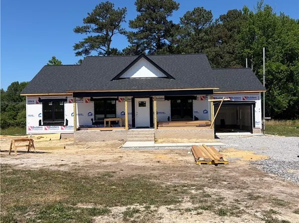 8214 Vaughan Rd, Dinwiddie, VA 23805