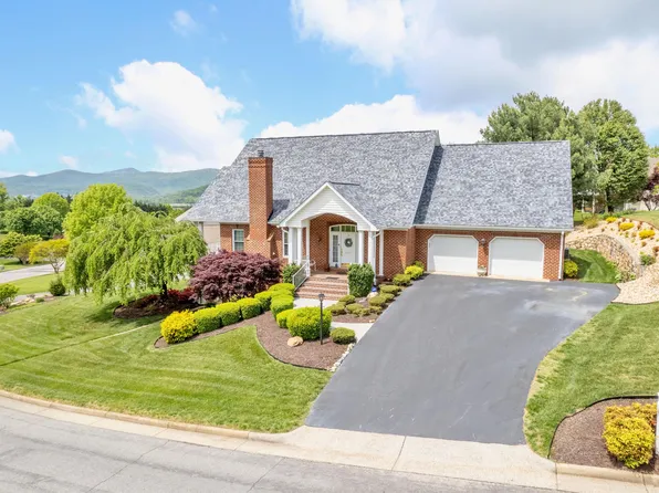 643 Highland Dr, Roanoke, VA 24019