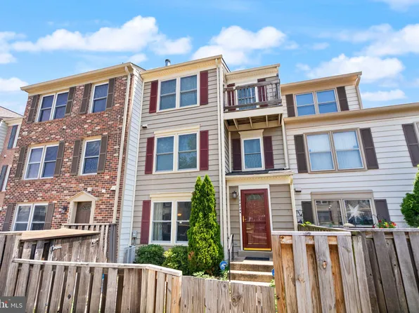 10484 Stonington Ln, Manassas, VA 20109