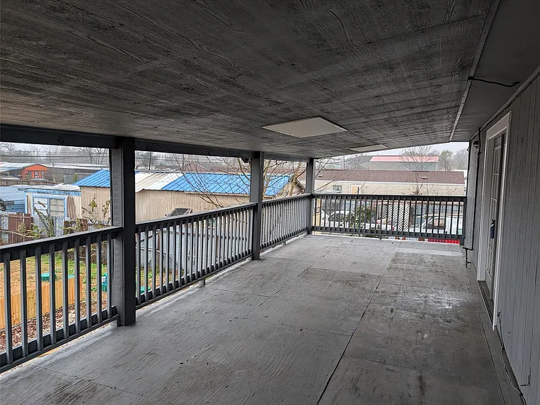 2513 Kowis St #B — Photo 3