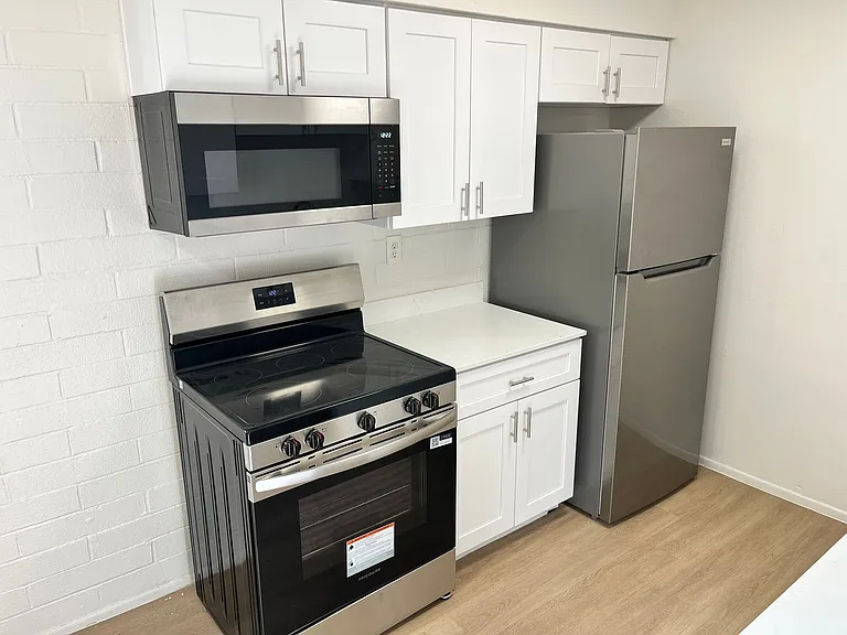 Catalina View Apartments — Photo 95