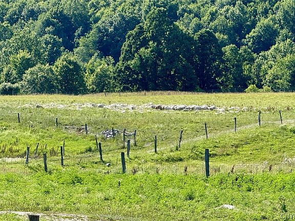 4th image of 278 Country Club Rd