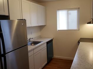 18325 108th Ave NE #6, Bothell, WA 98011