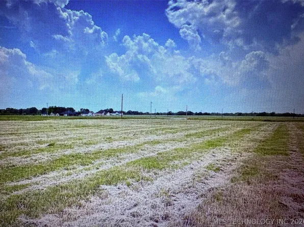 11 Haney Ann Ln, Kingston, OK 73439