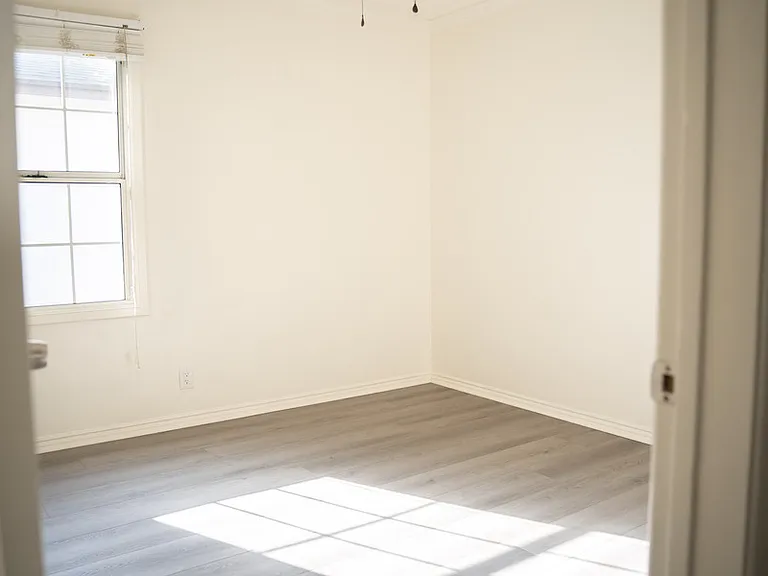4815 Hersholt Ave — Photo 15