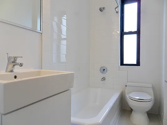 Rented by Stonehenge NYC LLC | media 5