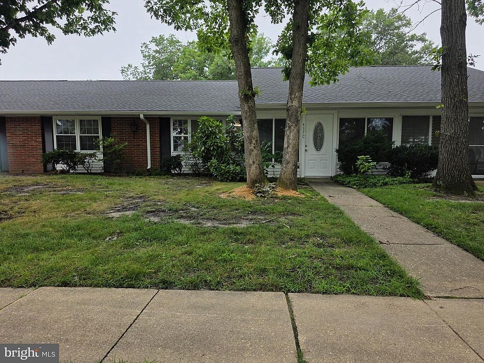 1st image of 437 Portsmouth Dr