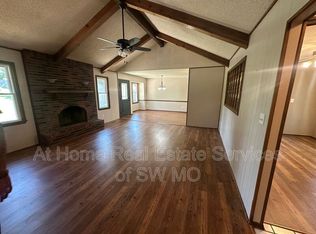 2615 W Sexton St, Springfield, MO 65810
