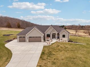 310 Nagel Ln, Colgate, WI 53017