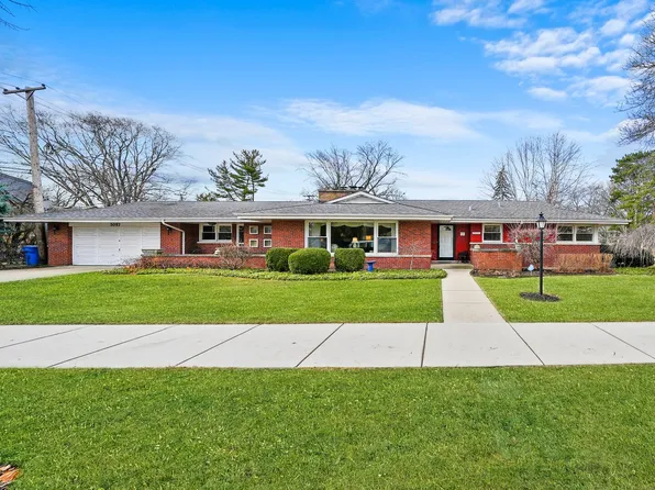 7057 N McAlpin Ave, Chicago, IL 60646
